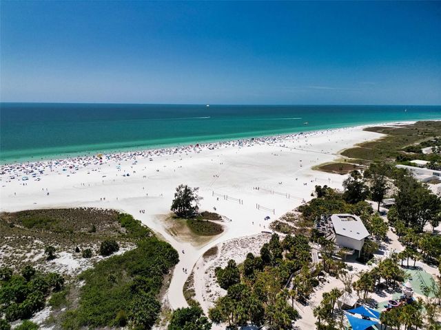 681 AVENIDA DE MAYO, Sarasota, FL 34242