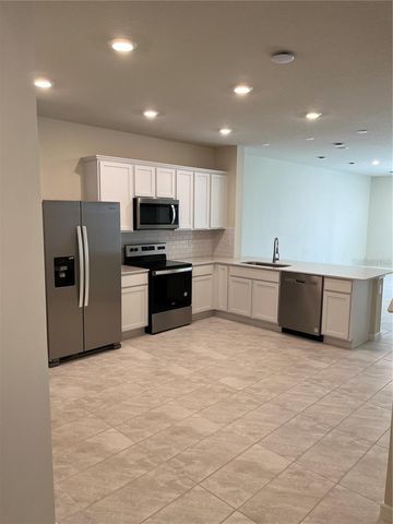 2738 FETCHING TRAIL, Davenport, FL 33896