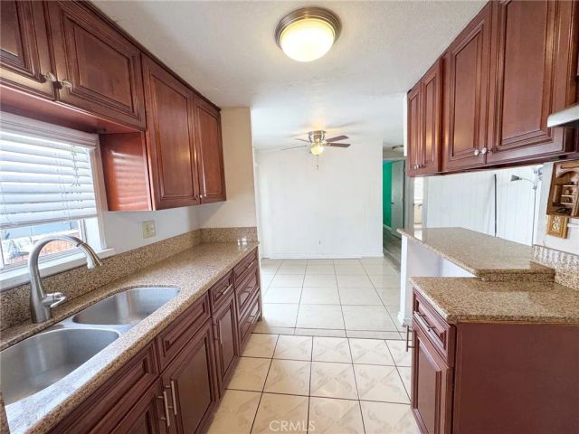 402 E Foothill 59, Pomona, CA 91767