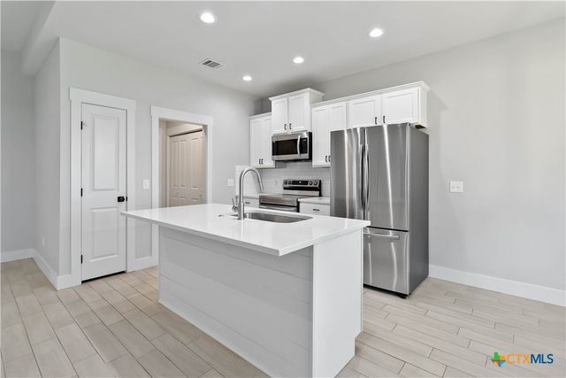 119 Rockingshire Court, Spring Branch, TX 78070