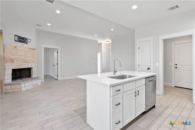 119 Rockingshire Court, Spring Branch, TX 78070