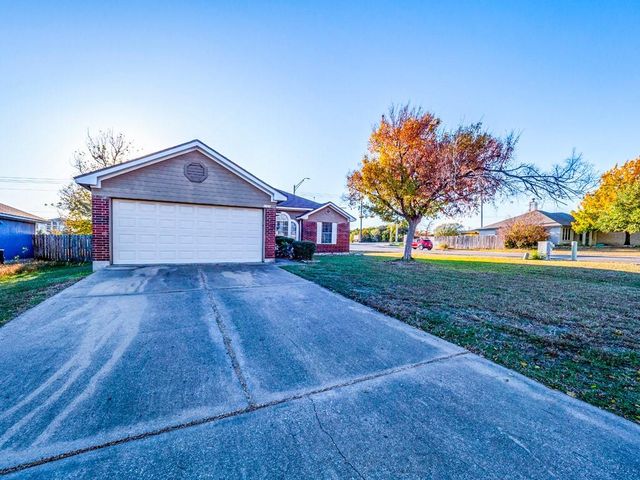 1001 Lantana Court, Leander, TX 78641