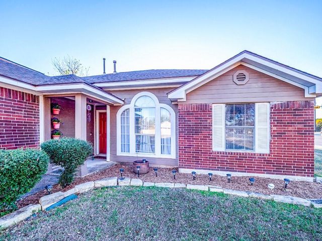 1001 Lantana Court, Leander, TX 78641