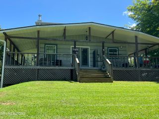815 Hartsell Rd, Newport, TN 37821