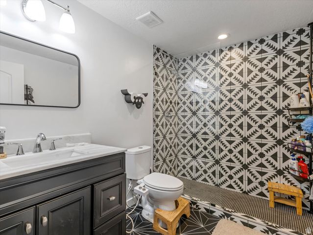 6631 W TERRACE TOP LN, West Jordan, UT 84081