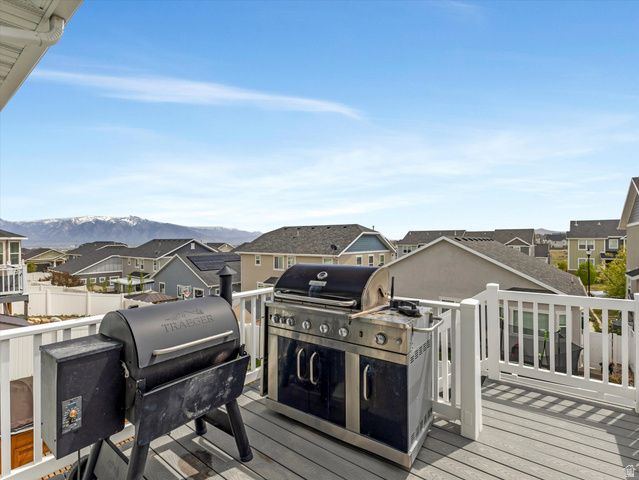 6631 W TERRACE TOP LN, West Jordan, UT 84081