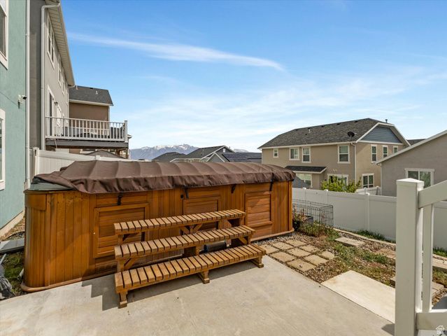 6631 W TERRACE TOP LN, West Jordan, UT 84081