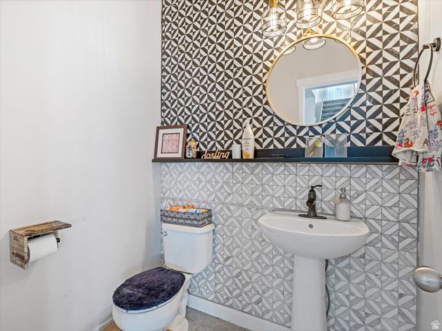 6631 W TERRACE TOP LN, West Jordan, UT 84081