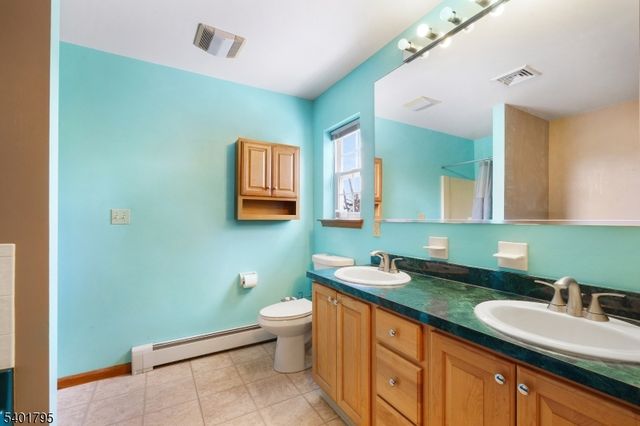 22 Jenny Jump Ave, Hope Twp., NJ 07844