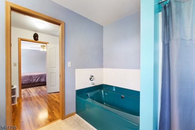 22 Jenny Jump Ave, Hope Twp., NJ 07844