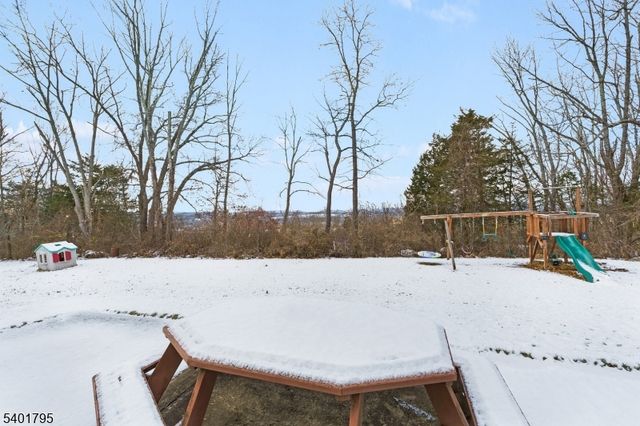 22 Jenny Jump Ave, Hope Twp., NJ 07844