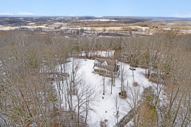 22 Jenny Jump Ave, Hope Twp., NJ 07844