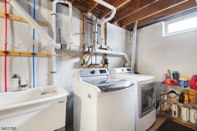 22 Jenny Jump Ave, Hope Twp., NJ 07844