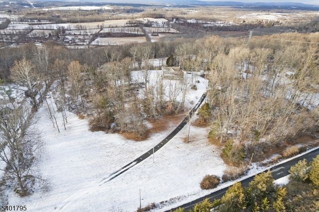 22 Jenny Jump Ave, Hope Twp., NJ 07844