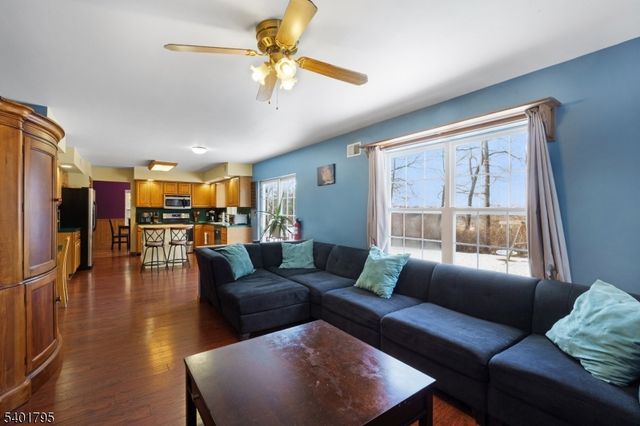 22 Jenny Jump Ave, Hope Twp., NJ 07844