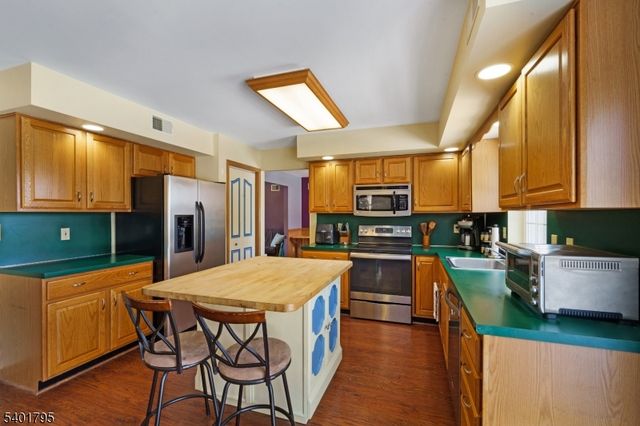 22 Jenny Jump Ave, Hope Twp., NJ 07844