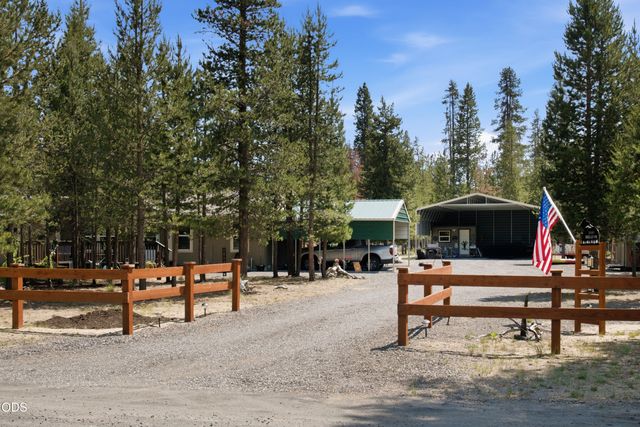 11980 Burlwood Road, La Pine, OR 97739