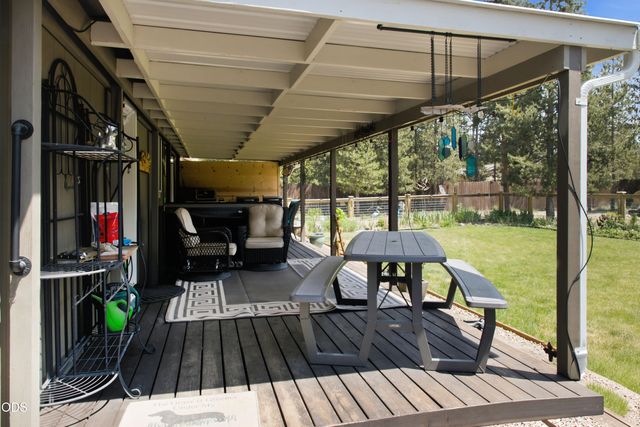 11980 Burlwood Road, La Pine, OR 97739