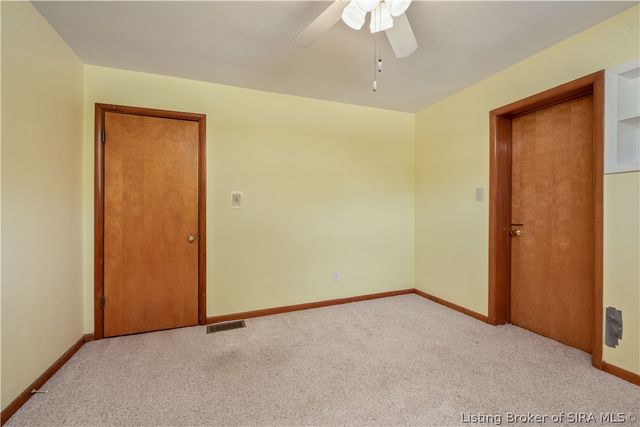 499 Allhands Avenue, Sellersburg, IN 47172