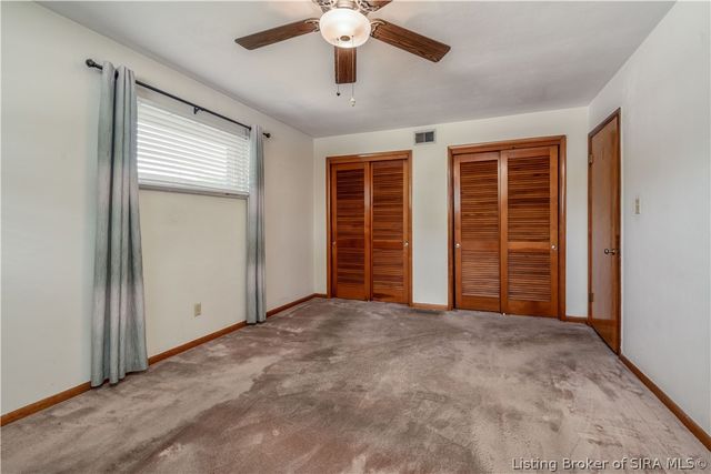499 Allhands Avenue, Sellersburg, IN 47172