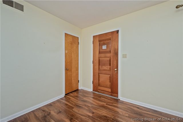 499 Allhands Avenue, Sellersburg, IN 47172