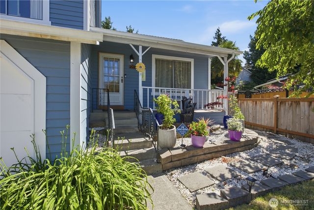 25122 117th Court SE, Kent, WA 98030