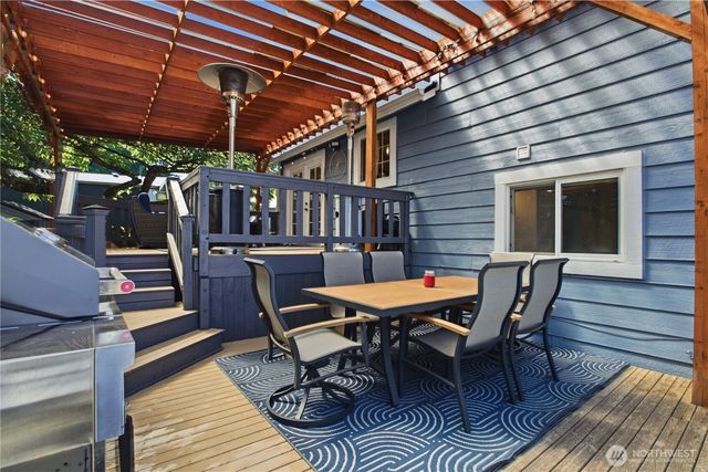25122 117th Court SE, Kent, WA 98030
