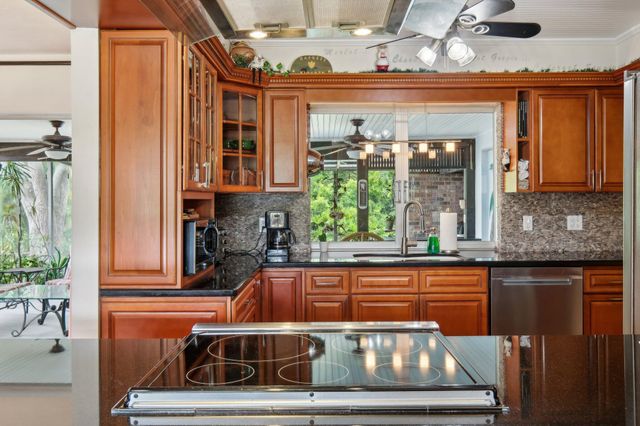 1125 36th Avenue, Vero Beach, FL 32960