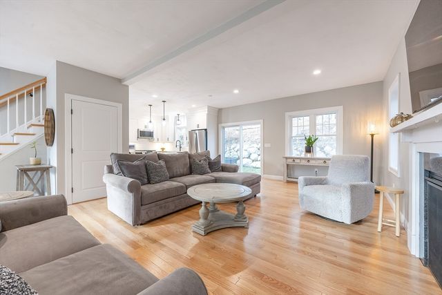 78-A Fisher St, Medway, MA 02053