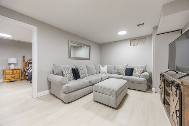 78-A Fisher St, Medway, MA 02053