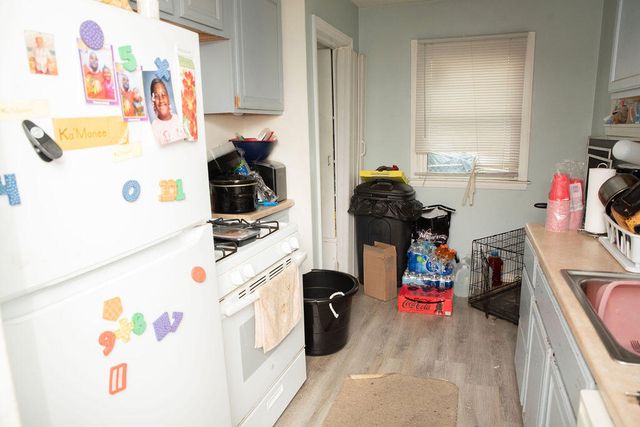 24443 Powers Avenue, Dearborn Heights, MI 48125