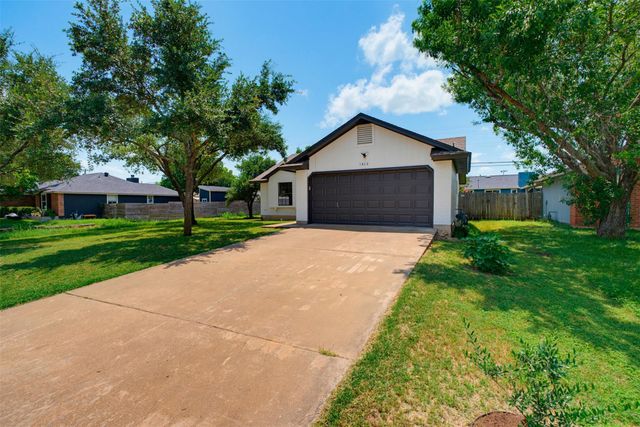 1812 Wagon Gap DR, Round Rock, TX 78681