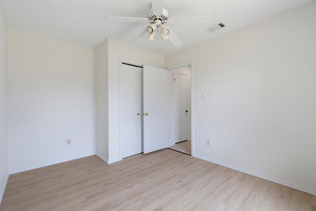 1812 Wagon Gap DR, Round Rock, TX 78681