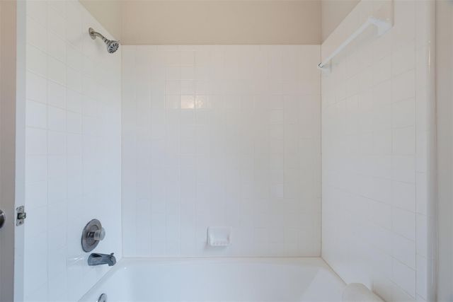 1812 Wagon Gap DR, Round Rock, TX 78681