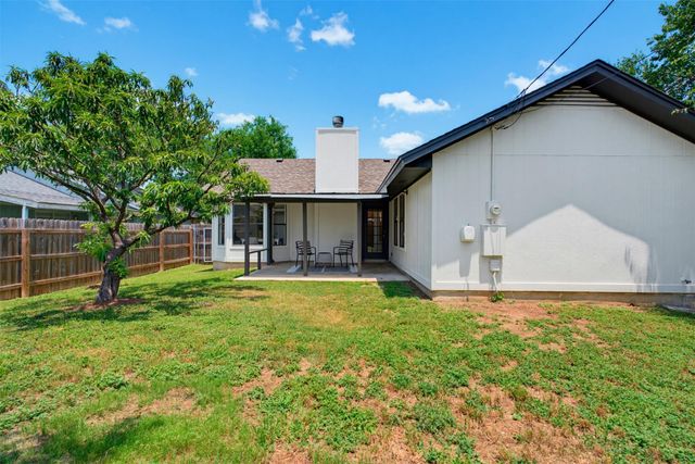 1812 Wagon Gap DR, Round Rock, TX 78681