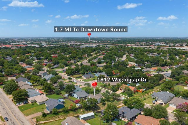 1812 Wagon Gap DR, Round Rock, TX 78681