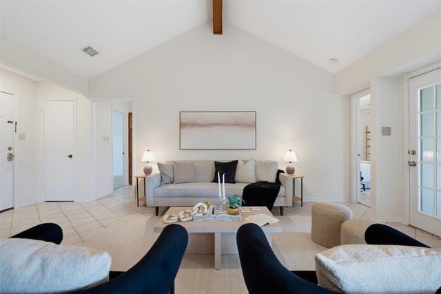 1812 Wagon Gap DR, Round Rock, TX 78681