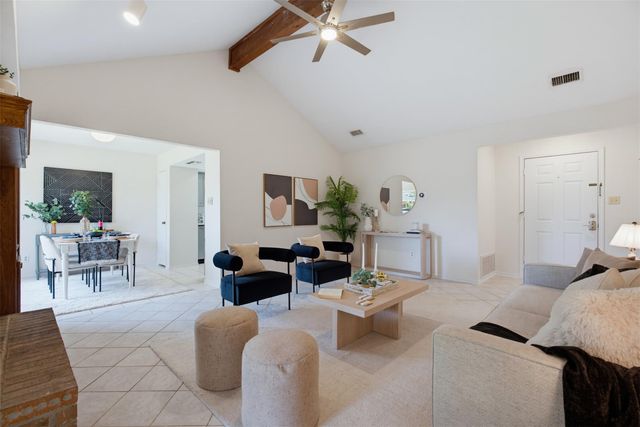 1812 Wagon Gap DR, Round Rock, TX 78681