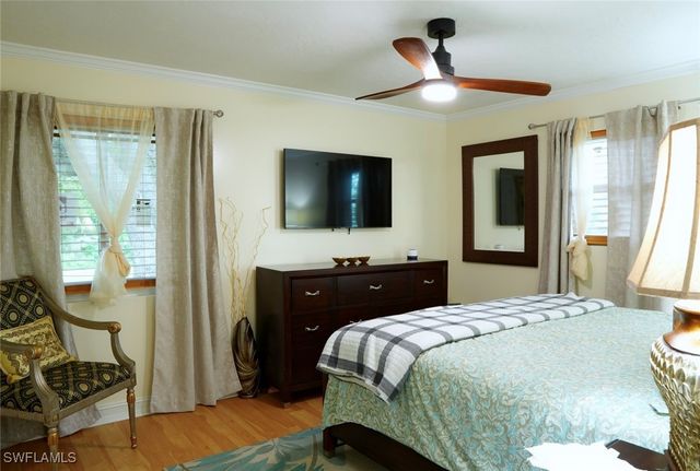 931 20th ST SE, Naples, FL 34117