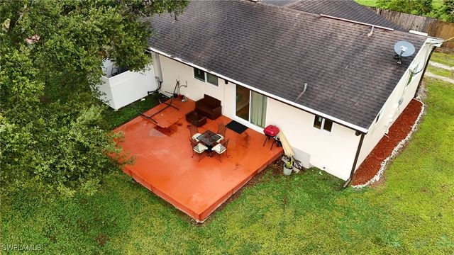 931 20th ST SE, Naples, FL 34117