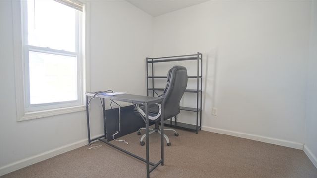 41 Olive St, Springfield, MA 01109