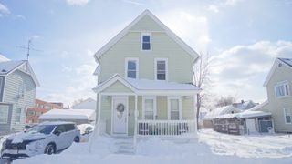 41 Olive St, Springfield, MA 01109