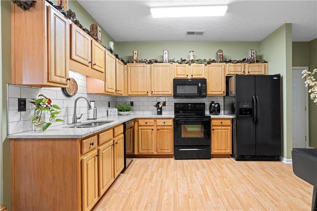 3731 Villa Springs Circle, Powder Springs, GA 30127