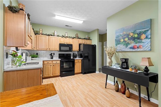 3731 Villa Springs Circle, Powder Springs, GA 30127