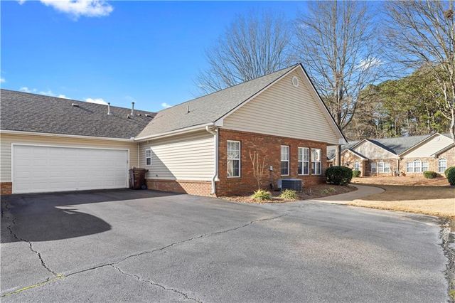 3731 Villa Springs Circle, Powder Springs, GA 30127