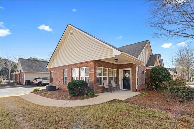 3731 Villa Springs Circle, Powder Springs, GA 30127