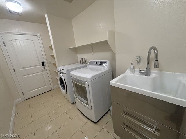7996 Whitlocks Mill Avenue, Las Vegas, NV 89147