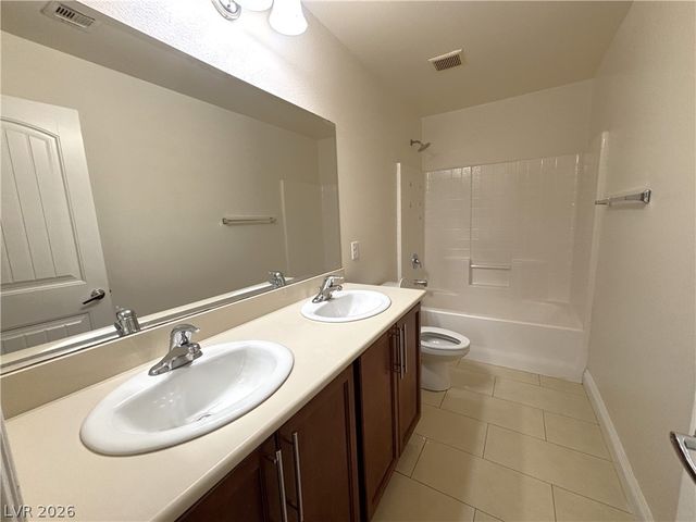 7996 Whitlocks Mill Avenue, Las Vegas, NV 89147