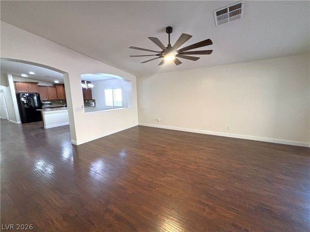7996 Whitlocks Mill Avenue, Las Vegas, NV 89147