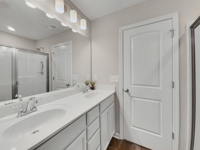 147 Addi St, Pleasant View, TN 37146
